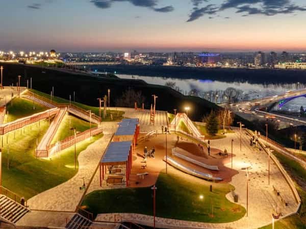 На прогулку всей семьёй: обзорно-игровой тур по Нижнему Новгороду
