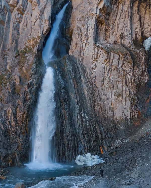 Северное Приэльбрусье - ущелье Джилы-Су и три водопада