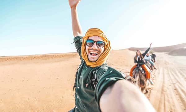 Oasis Camp: ночёвка в традиционном лагере с ужином и прогулкой на верблюдах