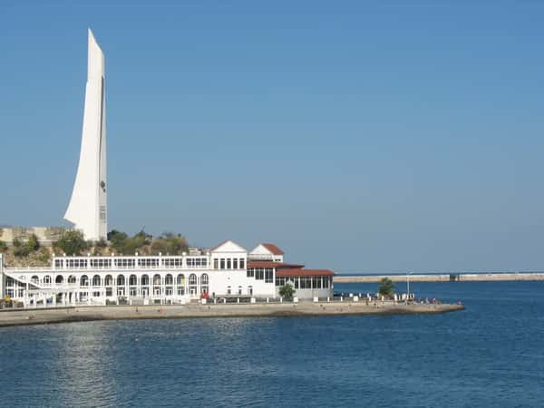 Морская прогулка по бухтам Севастополя