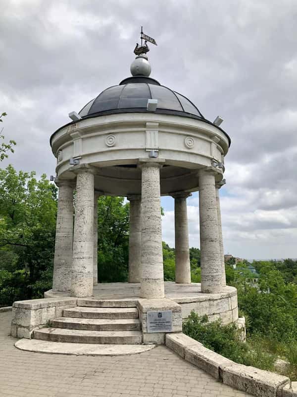 Пятигорск: романтика Лермонтова и красота Кавказа