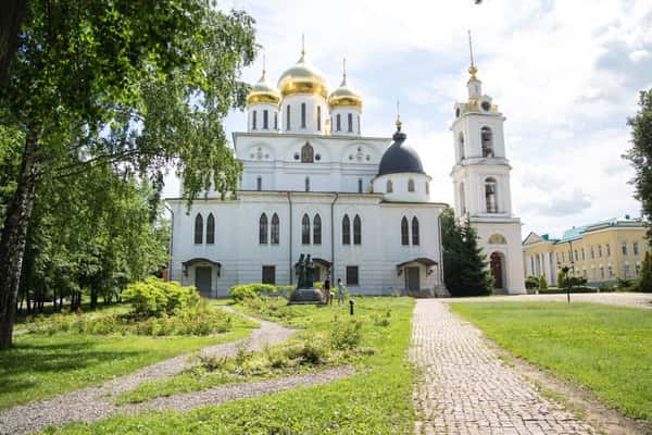 Аудиоквест-экскурсия «Гусляр и шёпот веков»