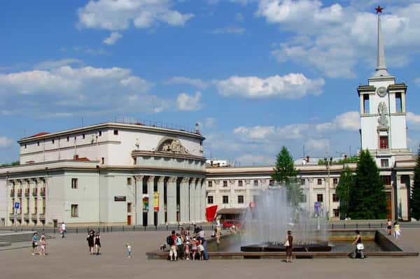 Только авангард