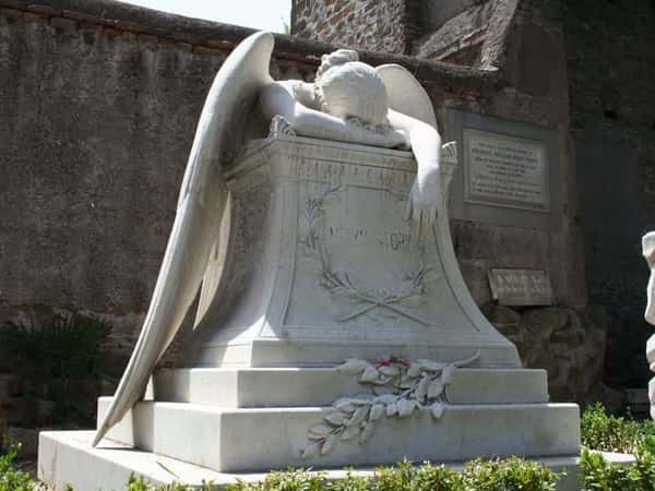 Истории кладбища Тестаччо - последний приют иностранцев в Риме