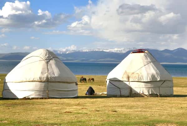Пейзажи Киргизии: перевалы и день на заповедном Сон-Куль