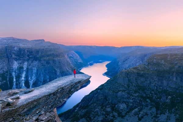 Топовые места Южной Норвегии: треккинг налегке