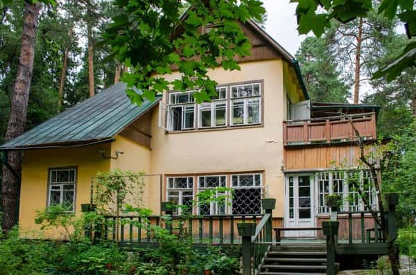 Переделкино - истории писателей (с посещением музеев Пастернака и Окуджавы)