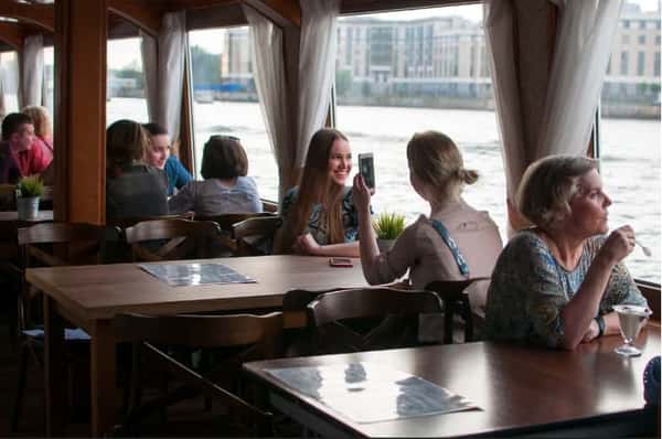 Ночная музыкальная прогулка "Разводные мосты"