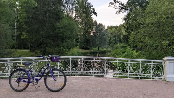 Велосипедная экскурсия по Александровскому парку в Петербурге