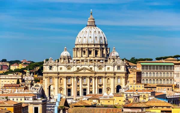 Государство Ватикан - от императора Константина до Муссолини (в группе)