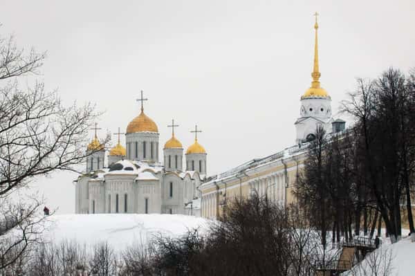 Пешком по Владимиру: памятники, музеи и медовуха Бабы-яги