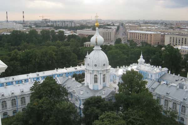 Смольный собор Санкт Петербург новогодний