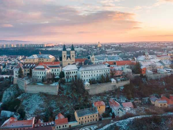 Секешфехервар, Веспрем, Бадачоньтомай: города королей, королев и вина