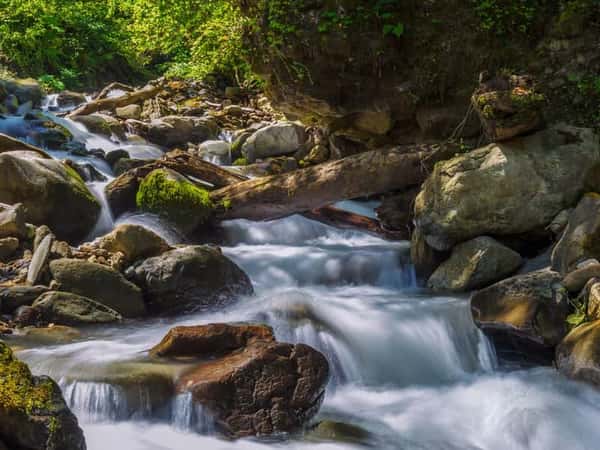 Треккинг к водопаду Кейву