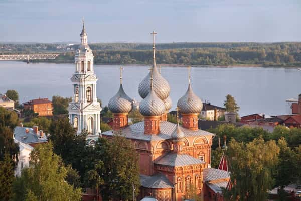 Кострома: прогулка по центру и подъём на колокольню