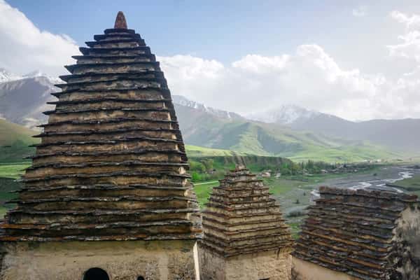 Древняя, средневековая и современная Осетия