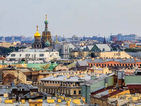 Старинные крыши Невского проспекта