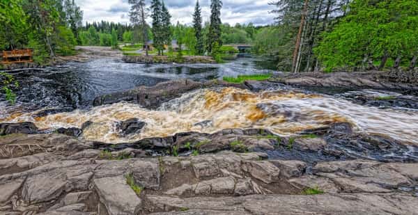 Карельский экспресс: горный парк «Рускеала», знаменитые водопады и экскурсии на выбор