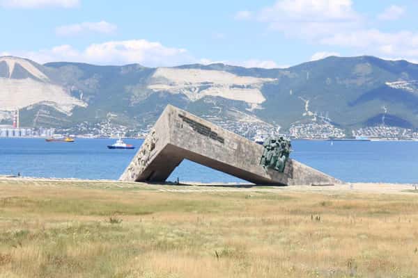 Обзорная экскурсия по Новороссийску: история, архитектура и герои города цена 5200₽, 7 отзывов