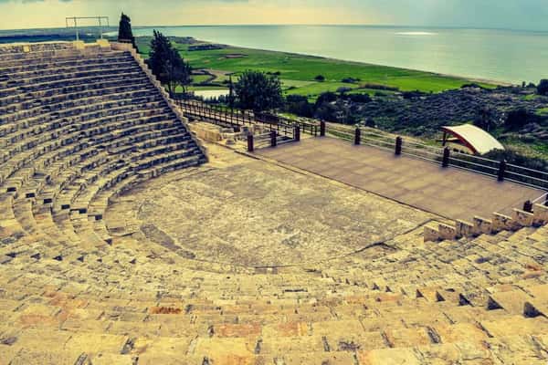 Пафос — от мифов до древней столицы