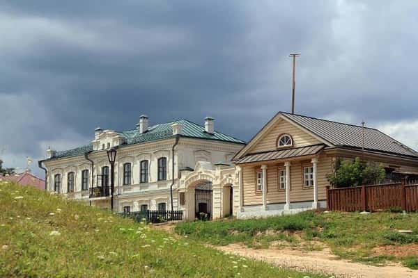 Остров-град Свияжск на транспорте туристов
