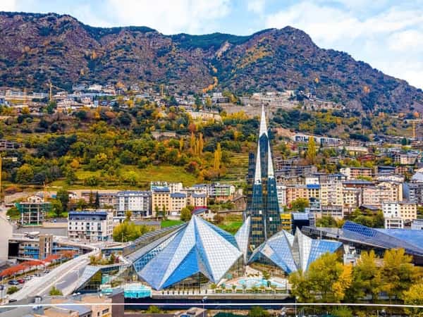 В Княжество Андорра на весь день