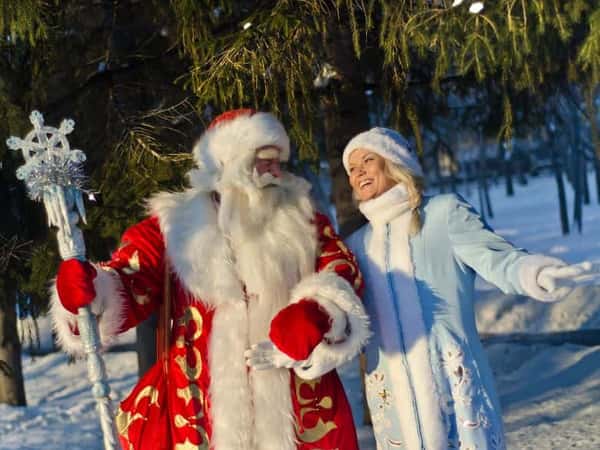 Экскурсия по городу с посещением Музея и МК по росписи ёлочной игрушки