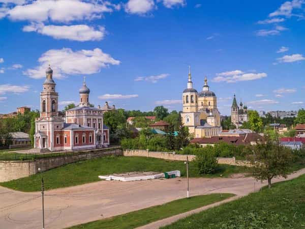 Из Москвы в Серпухов на автомобиле