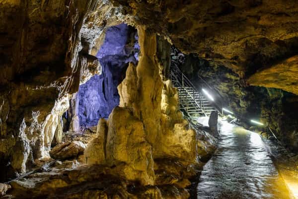 День для себя: прогулка к Азишской пещере и подъём на Лаго-Наки