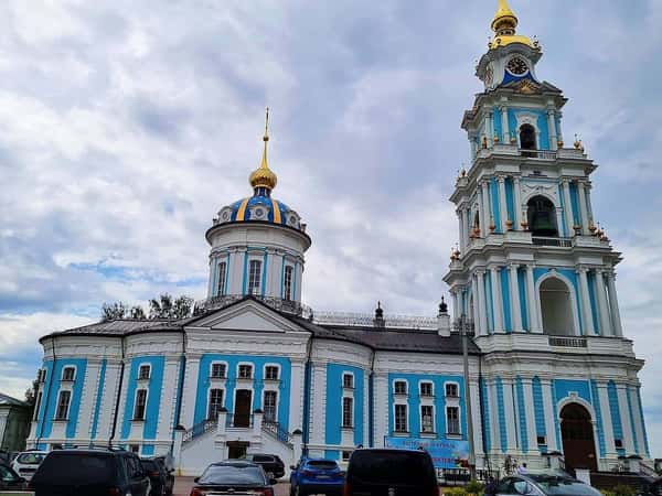 «Заглянуть в прошлое»: Обзорная экскурсия по Костроме