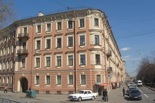 Индивидуальная экскурсия «Хулиганский Петербург»