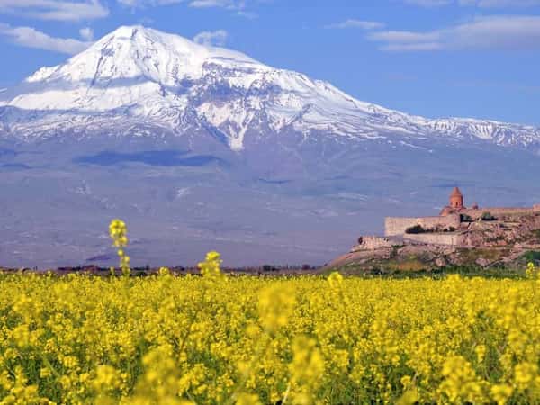 Арарат, Арени и Нораванк - дороги, пропитанные солнцем