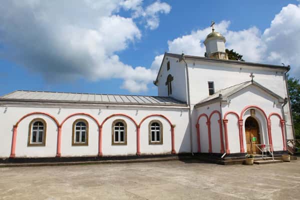 Отапская пещера и святые места Восточной Абхазии