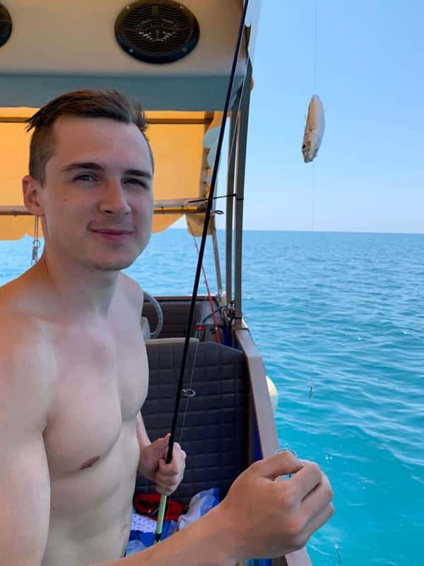Всегда удачная рыбалка на море в Сочи