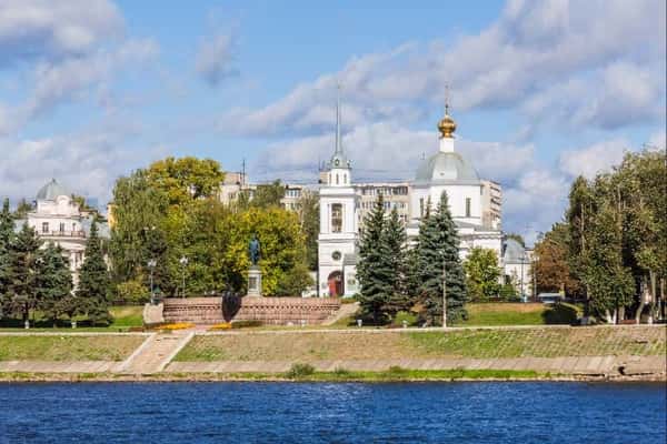 Обзорная экскурсия с посещением усадьбы "Домотканово"