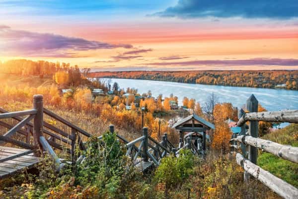 Водные экскурсии по волге