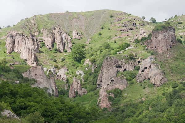 Южная Армения: Татевский монастырь, Хндзореск, водопад Шаки и Арени