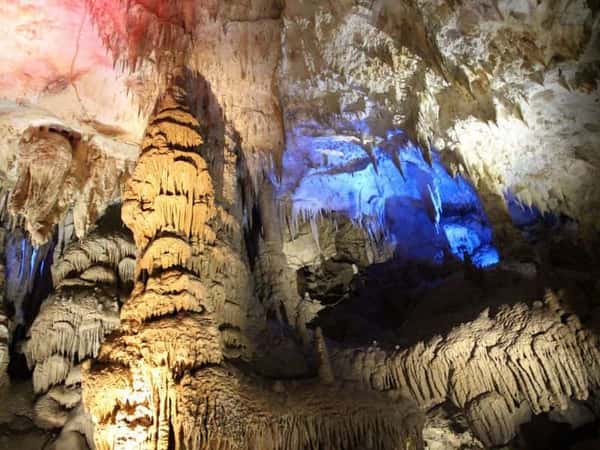 Воронцовские пещеры: групповой тур в сердце горного Сочи