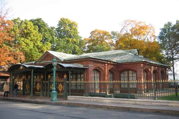 Прогулка по царству модерна Петроградской стороны