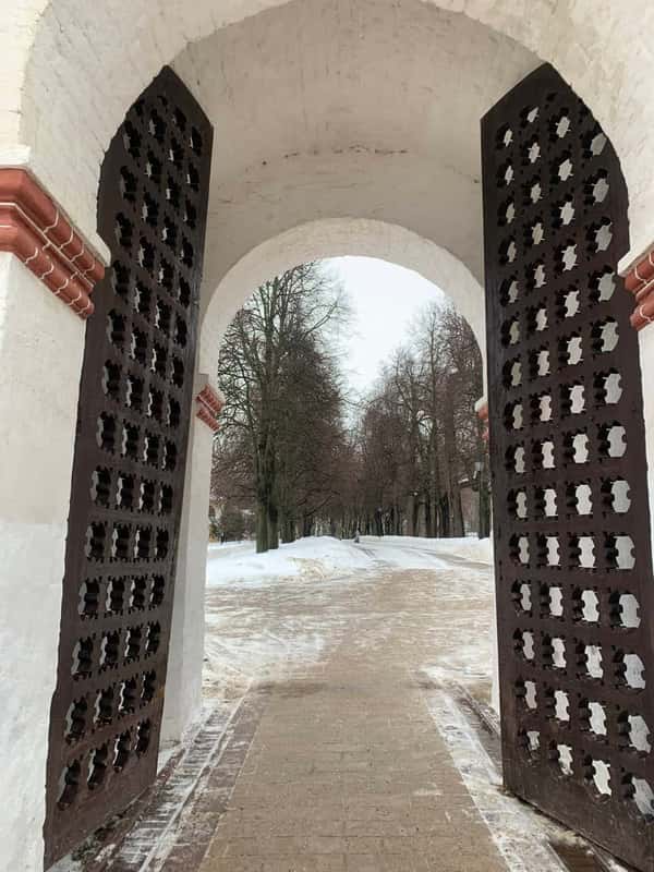 На царскую дачу в Коломенское