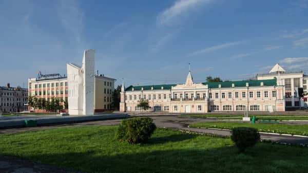 Вологда деревянная и каменная