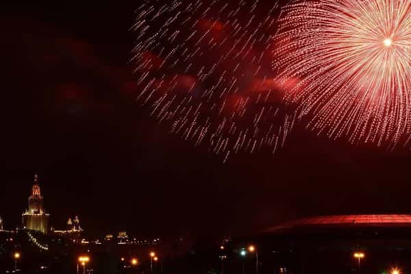 Салют 9 мая на яхте Держава