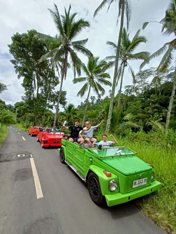 По Бали - на классическом кабриолете VW