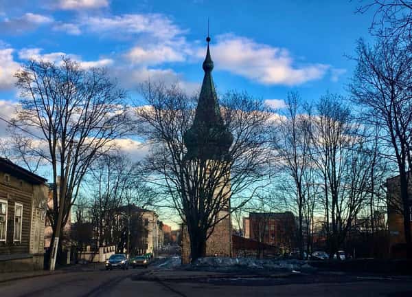 Автомобильная экскурсия по Каменному городу