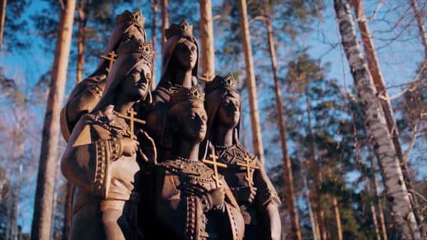 Экскурсия «Семья Романовых в Екатеринбурге» на транспорте туристов