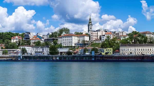Белград: обзорный круиз на лодке с напитками