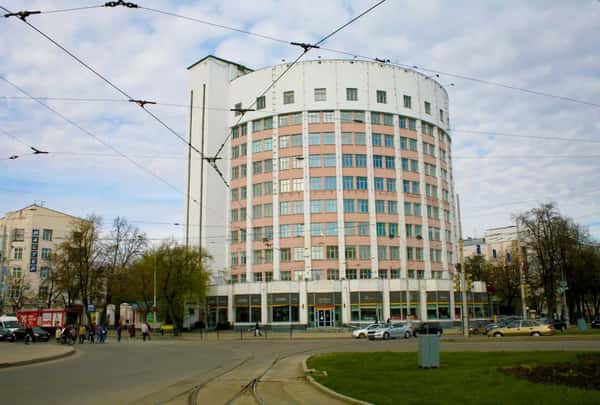 Пешеходная экскурсия «Екатеринбург — заповедник конструктивизма»