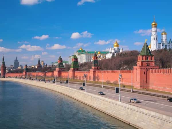 У стен Московского Кремля