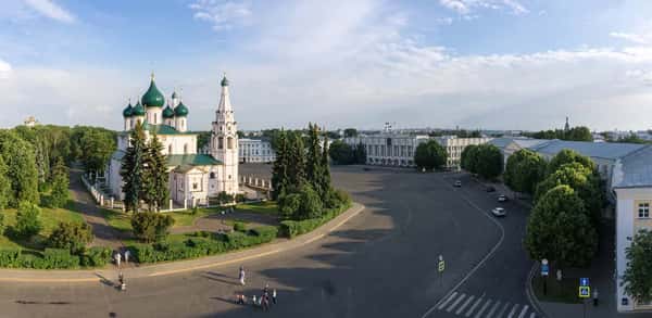 «Из древности в настоящее» - обзорная экскурсия по Ярославлю