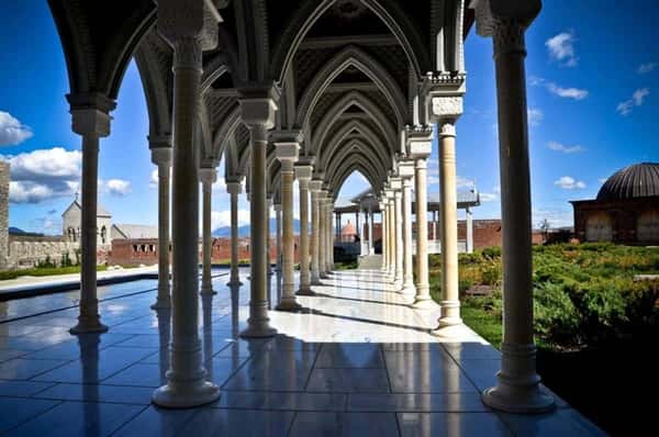 Пещерный город Вардзия, самобытный Рабат и минеральный Боржоми